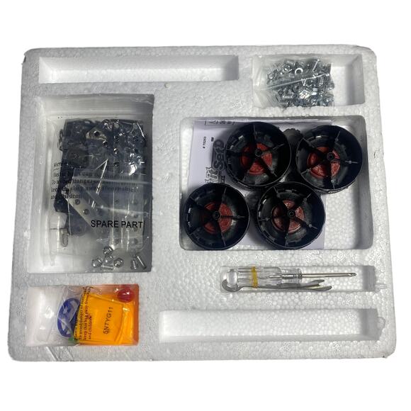 Erect it Set Stainless Steel Dump Truck 192 Pieces New And Complete - Picture 3 of 3